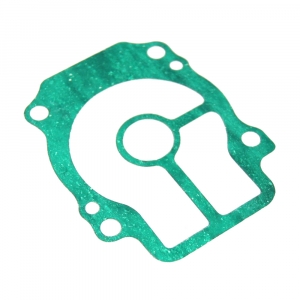Прокладка под пластину помпы Suzuki DT25-DT30, DF25A-DF30A  17472-94L00-000  WaveMarine ― 1998-2025  NEXT