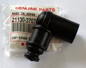 Свечной колпачок KAWASAKI   21130-3707 ― 1998-2024  NEXT