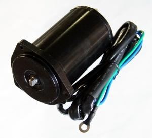 Мотор гидроподъемника Yamaha 40-50, F40-F50 (от 95г)  (62X-43880-01-00, 62X-43880-09-00) 62X-43880-00-00  WaveMarine ― 1998-2025  NEXT
