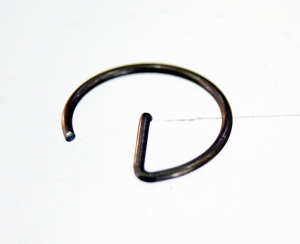 Стопор поршневого пальца TOHATSU M2,5 / M3,5  309-00024-1 ― 1998-2024  NEXT
