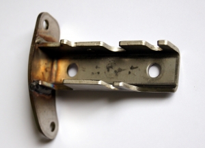 Кронштейн подключения тросов управления SUZUKI  67340-89J00-000 ― 1998-2025  NEXT